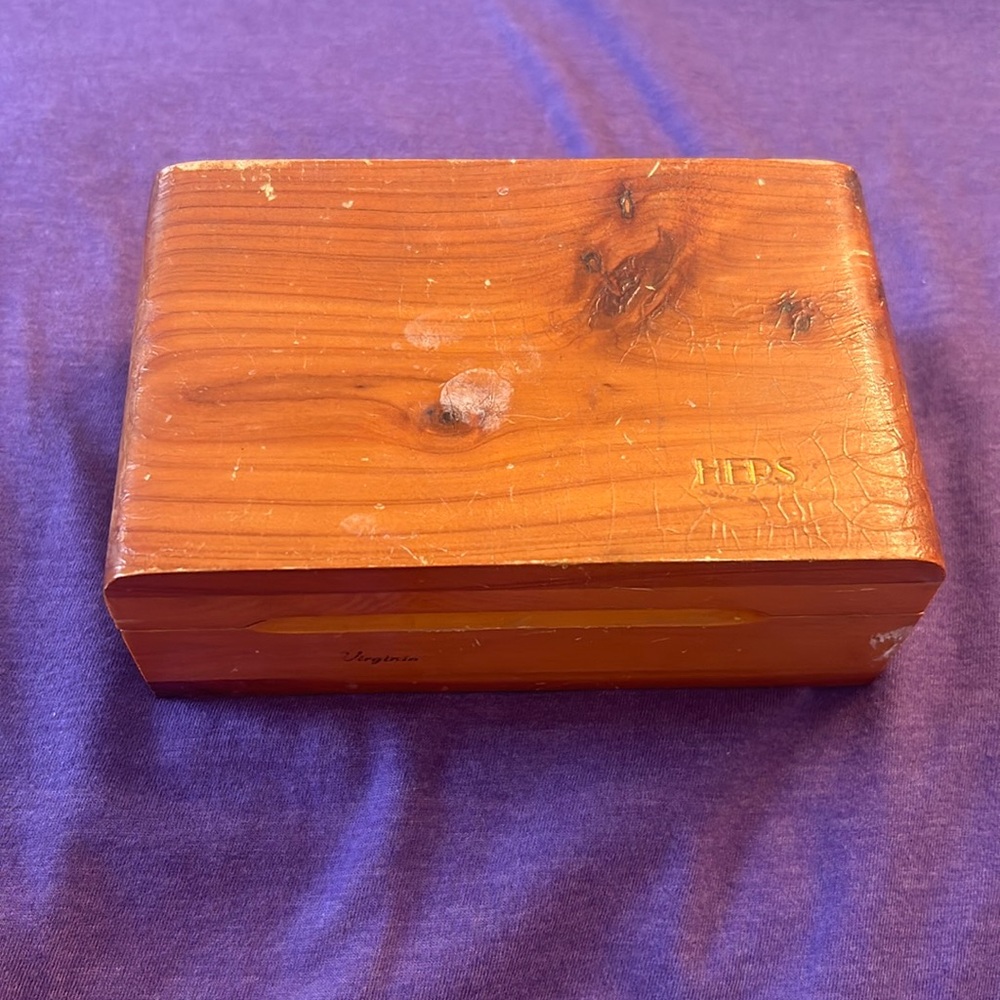 Jewelry/trinket box